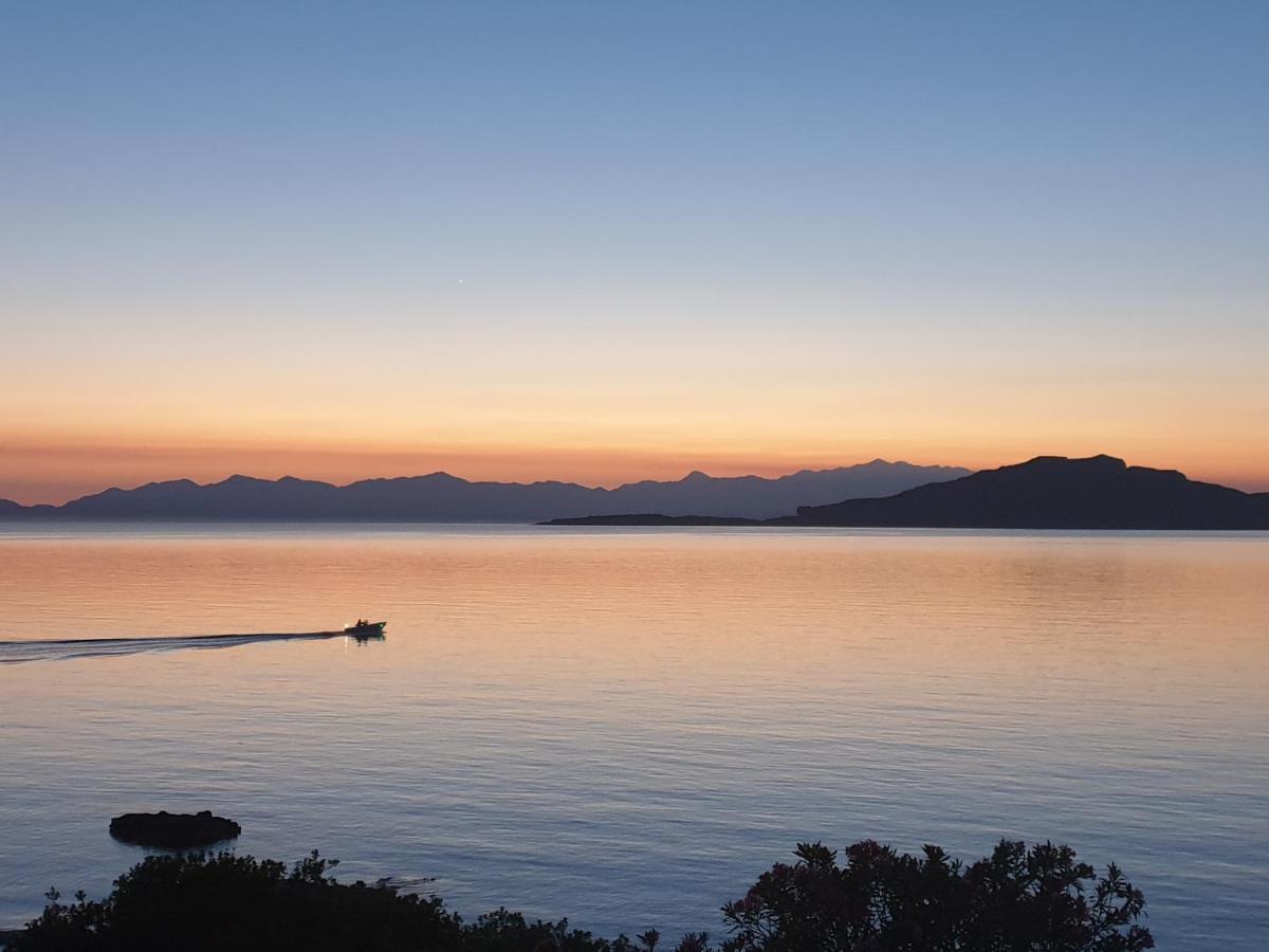 Sunset Holiday House Αρχάγγελος Εξωτερικό φωτογραφία
